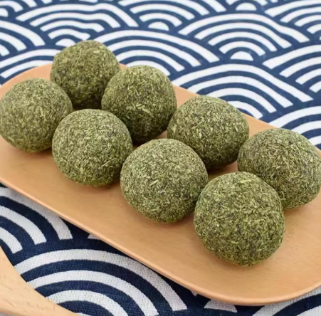 8 x Catnip Wall Balls
