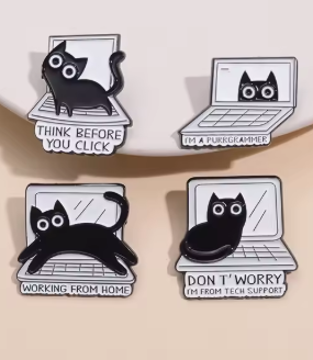 Enamel Badge "I AM A PROGRAMMER" - Computer Cat